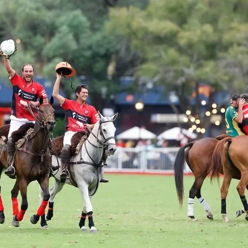 5abc2fbda3264ea4b6b964e375970098 (1)